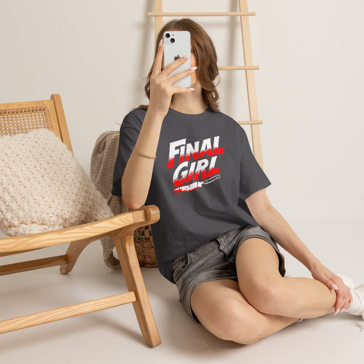 Final Girl T-Shirt — Retro Horror Graphic Tee